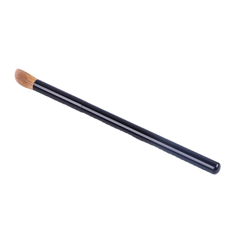 Finger-tip nose shadow brush angled tip