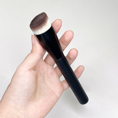 Angled foundation brush